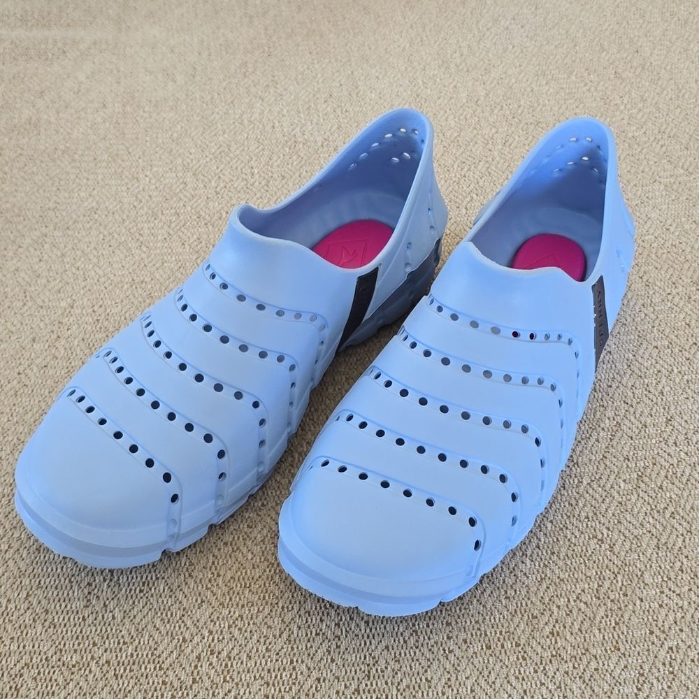 Sperry Water Strider Light Blue Water Shoes - Size 9